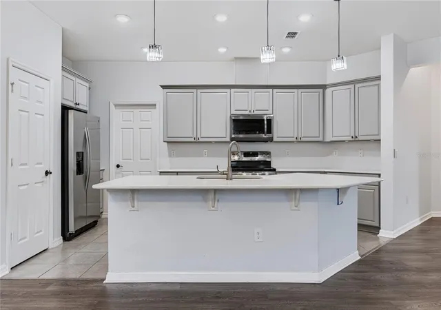 Photo 3 of Single family home for sale at 4721 Grassendale Ter, Sanford, FL 32771 | MLS# O6446163 | Listing updated on 2026-10-01