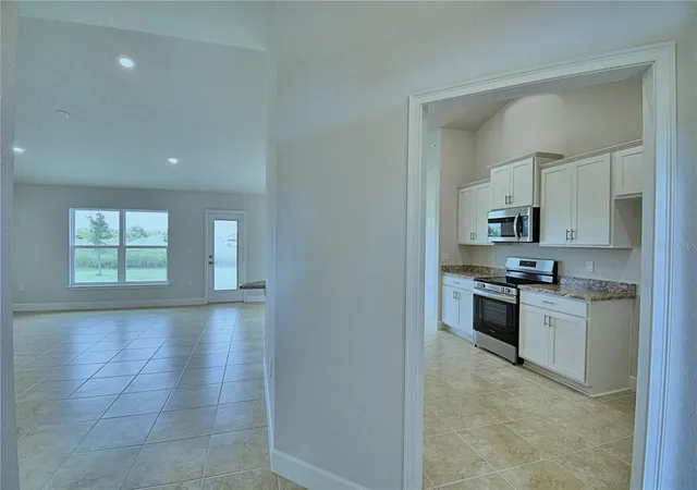 Photo 4 of Single family home for sale at 4507 Sundew Ln, Auburndale, FL 33823 | MLS# L4965458 | Listing updated on 2026-10-01