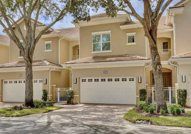 Photo 3 of Townhouse for sale at 1724 Piedmont Pl, Lake Mary, FL 32746 | MLS# O6446166 | Listing updated on 2026-10-03