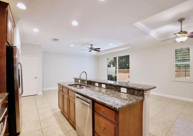 Photo 4 of Townhouse for sale at 1724 Piedmont Pl, Lake Mary, FL 32746 | MLS# O6446166 | Listing updated on 2026-10-03