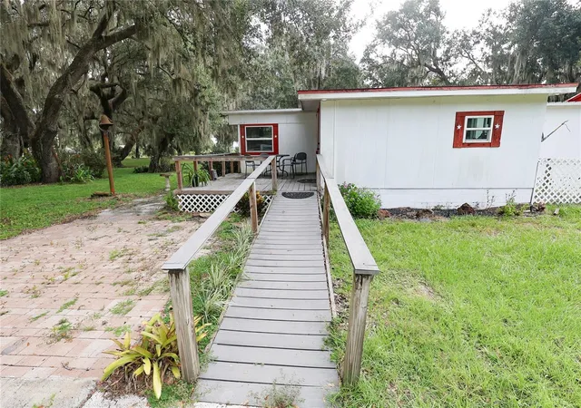 Photo 3 of Manufactured home for sale at 2900 Tiger Lake Rd, Lake Wales, FL 33898 | MLS# K4903827 | Listing updated on 2026-10-07