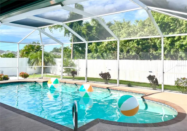 Photo 4 of Single family home for sale at 582 Azalea Dr NW, Port Charlotte, FL 33952 | MLS# C7531400 | Listing updated on 2026-10-08