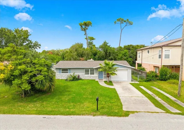 Photo 1 of Single family home for sale at 8223 Gulf Way, Hudson, FL 34667 | MLS# TB8553592 | Listing updated on 2026-10-06