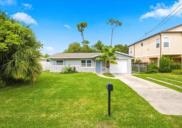 Photo 2 of Single family home for sale at 8223 Gulf Way, Hudson, FL 34667 | MLS# TB8553592 | Listing updated on 2026-10-06