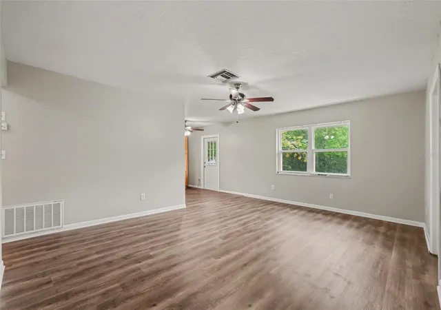 Photo 3 of Single family home for sale at 6291 Kimball Ct, Spring Hill, FL 34606 | MLS# TB8553593 | Listing updated on 2026-10-03