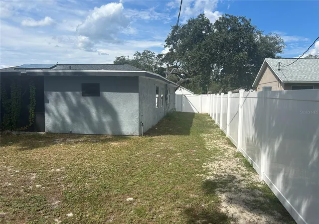 Photo 3 of Single family home for sale at 3181 Sardinia Ter, Deltona, FL 32738 | MLS# V4951591 | Listing updated on 2026-10-01