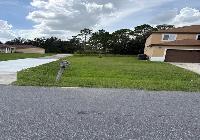 Photo 1 of Land for sale at 627 Linnet Ct, Kissimmee, FL 34759 | MLS# O6446173 | Listing updated on 2026-10-01