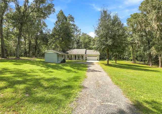 Photo 4 of Single family home for sale at 20944 NW 100th Avenue Rd, Micanopy, FL 32667 | MLS# GC543885 | Listing updated on 2026-10-07