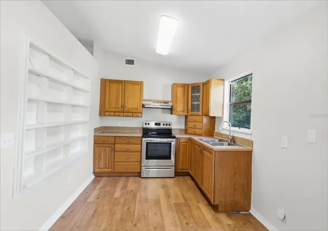 Photo 4 of Single family home for sale at 2727 Banyan Dr, Edgewater, FL 32141 | MLS# TB8553607 | Listing updated on 2026-10-01