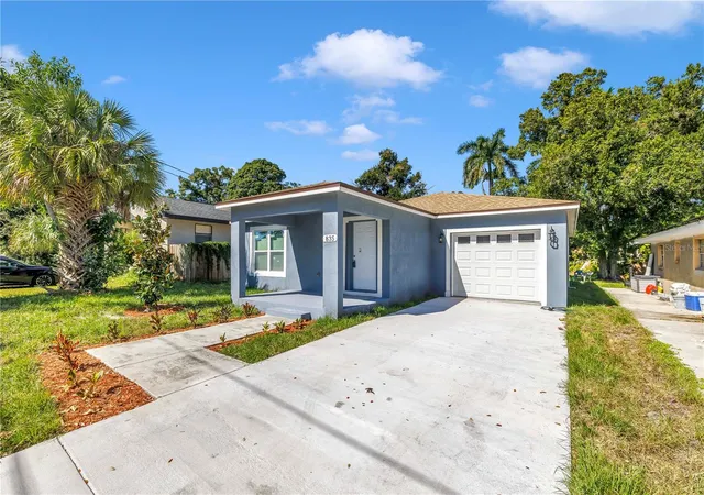 Photo 2 of Single family home for sale at 835 Queensboro Ave S, Saint Petersburg, FL 33701 | MLS# TB8553609 | Listing updated on 2026-10-22