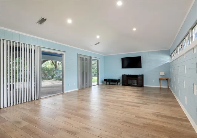 Photo 2 of Single family home for sale at 3220 Tradewinds Trl, Orlando, FL 32805 | MLS# O6446180 | Listing updated on 2026-10-05