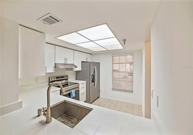Photo 3 of Condo for sale at 6304 Pointe W Blvd #A102, Bradenton, FL 34209 | MLS# A4707979 | Listing updated on 2026-10-04