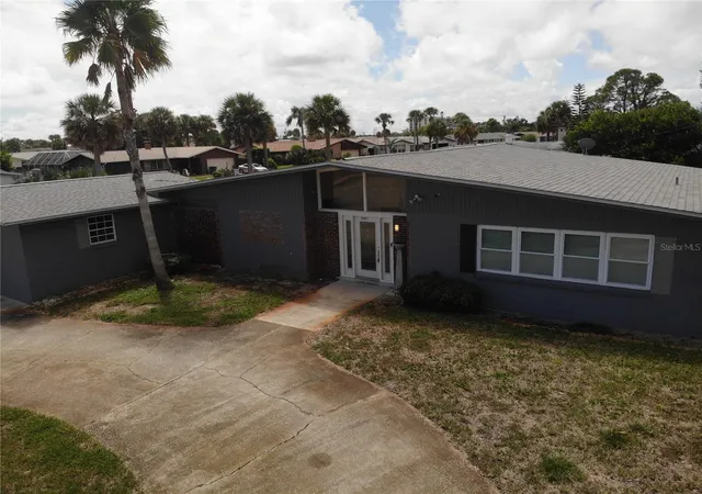 Single family home for sale at 3001 N Oleander Ave, DAYTONA BEACH, FL 32118 | MLS# O6446187