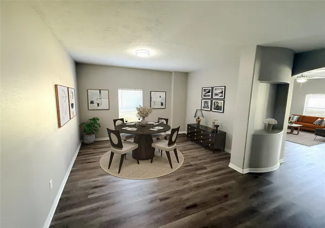 Photo 2 of Single family home for sale at 10239 Newminster Loop, Ruskin, FL 33573 | MLS# TB8553619 | Listing updated on 2026-10-01