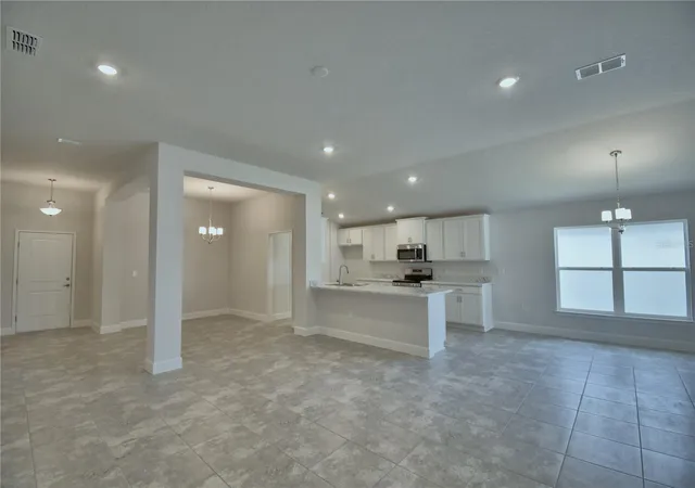 Photo 4 of Single family home for sale at 4511 Sundew Ln, Auburndale, FL 33823 | MLS# L4965461 | Listing updated on 2026-10-01
