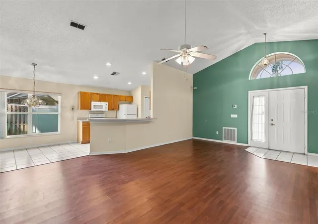 Photo 4 of Single family home for sale at 2799 Snow Goose Ln, Lake Mary, FL 32746 | MLS# O6446202 | Listing updated on 2026-10-07