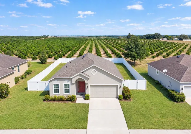 Photo 1 of Single family home for sale at 3588 Spring Crk Rd, Dundee, FL 33838 | MLS# S5158590 | Listing updated on 2026-10-11