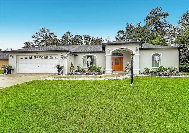 Photo 2 of Single family home for sale at 10851 Sw 53rd Circle, Ocala, FL 34476 | MLS# G5118463 | Listing updated on 2026-10-08