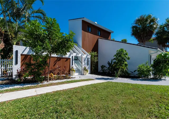 Single family home for sale at 807 2nd Avenue S, TIERRA VERDE, FL 33715 | MLS# TB8553645
