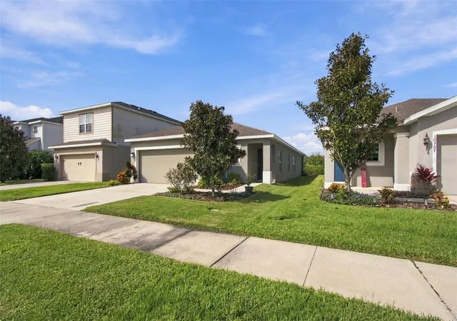 Photo 3 of Single family home for sale at 10359 Hawks Landing Dr, Land O Lakes, FL 34638 | MLS# TB8553646 | Listing updated on 2026-10-22