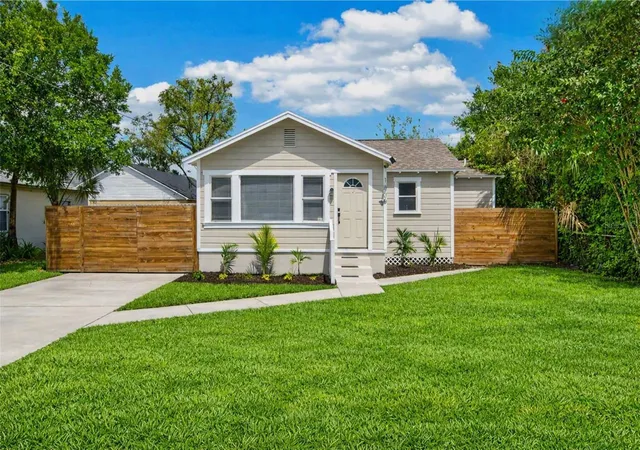 Photo 1 of Single family home for sale at 1806 E Mcberry St, Tampa, FL 33610 | MLS# TB8553647 | Listing updated on 2026-10-29