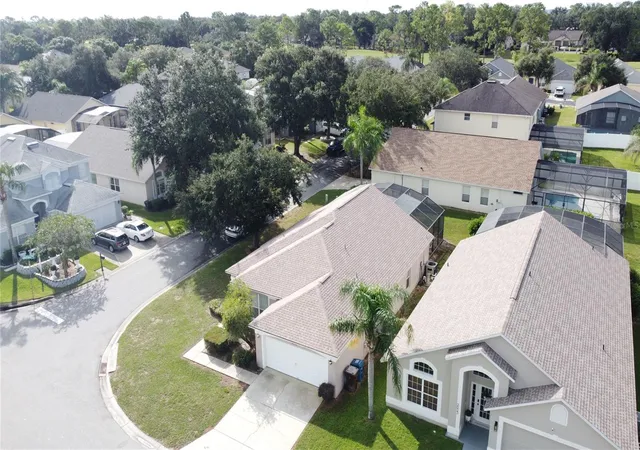 Photo 2 of Single family home for sale at 3029 Barbados Ln, Haines City, FL 33844 | MLS# S5158591 | Listing updated on 2026-10-08
