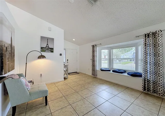 Photo 4 of Single family home for sale at 3029 Barbados Ln, Haines City, FL 33844 | MLS# S5158591 | Listing updated on 2026-10-08
