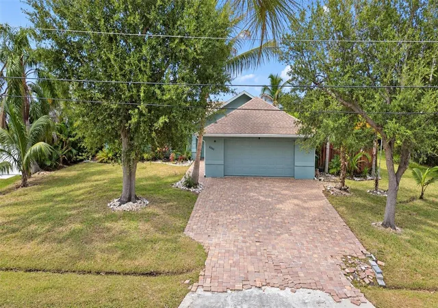 Photo 1 of Single family home for sale at 2633 SW Tanforan Blvd, Port Saint Lucie, FL 34987 | MLS# TB8553656 | Listing updated on 2026-10-17