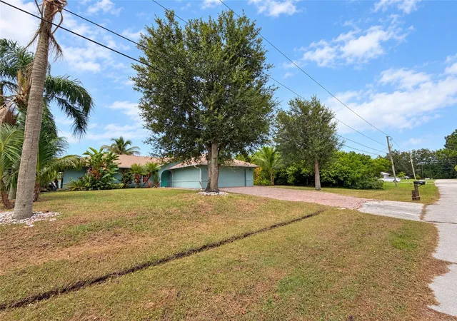 Photo 3 of Single family home for sale at 2633 SW Tanforan Blvd, Port Saint Lucie, FL 34987 | MLS# TB8553656 | Listing updated on 2026-10-17