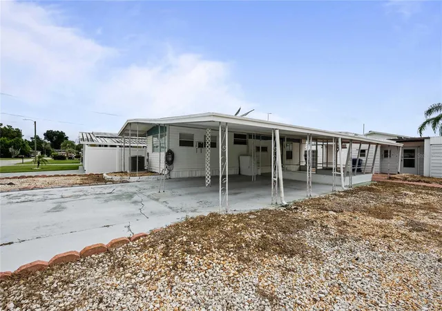 Photo 3 of Manufactured home for sale at 37234 Carol Ave, Zephyrhills, FL 33542 | MLS# TB8553657 | Listing updated on 2026-10-02