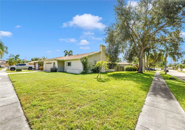 Photo 4 of Single family home for sale at 7178 121st Terrace, Largo, FL 33773 | MLS# TB8553667 | Listing updated on 2026-10-06