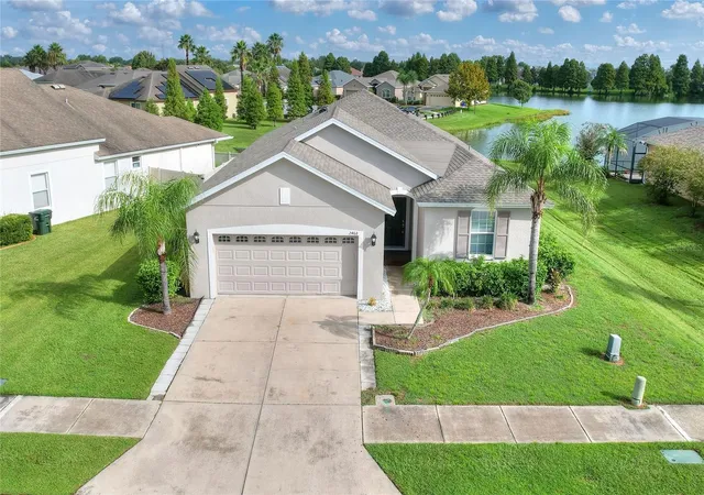 Photo 2 of Single family home for sale at 2468 Ladoga Dr, Lakeland, FL 33805 | MLS# L4965463 | Listing updated on 2026-10-02