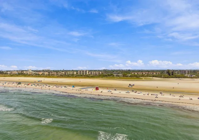 Photo 2 of Condo for sale at 797 Beach Rd #415, Sarasota, FL 34242 | MLS# A4707994 | Listing updated on 2026-10-14