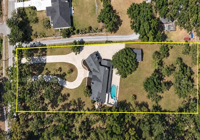 Photo 2 of Mansion for sale at 3114 Little Rd, Valrico, FL 33596 | MLS# TB8553677 | Listing updated on 2026-10-02