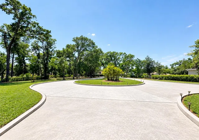 Photo 4 of Single family home for sale at 3114 Little Rd, Valrico, FL 33596 | MLS# TB8553677 | Listing updated on 2026-10-02
