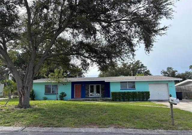 Photo 1 of Single family home for sale at 1541 Bonair St, Clearwater, FL 33755 | MLS# TB8553683 | Listing updated on 2026-10-16
