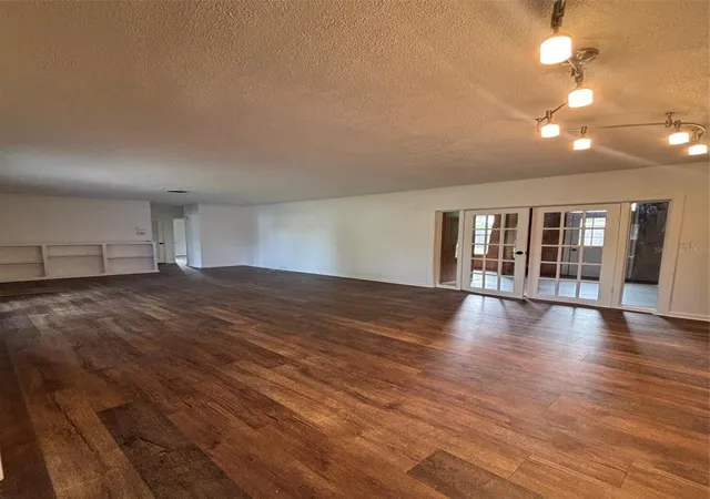 Photo 3 of Single family home for sale at 1541 Bonair St, Clearwater, FL 33755 | MLS# TB8553683 | Listing updated on 2026-10-16