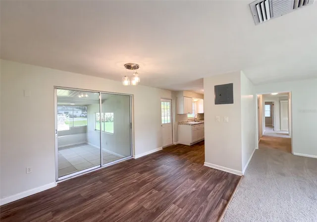 Photo 3 of Single family home for sale at 411 W Seminole Ave, Eustis, FL 32726 | MLS# O6446227 | Listing updated on 2026-10-09