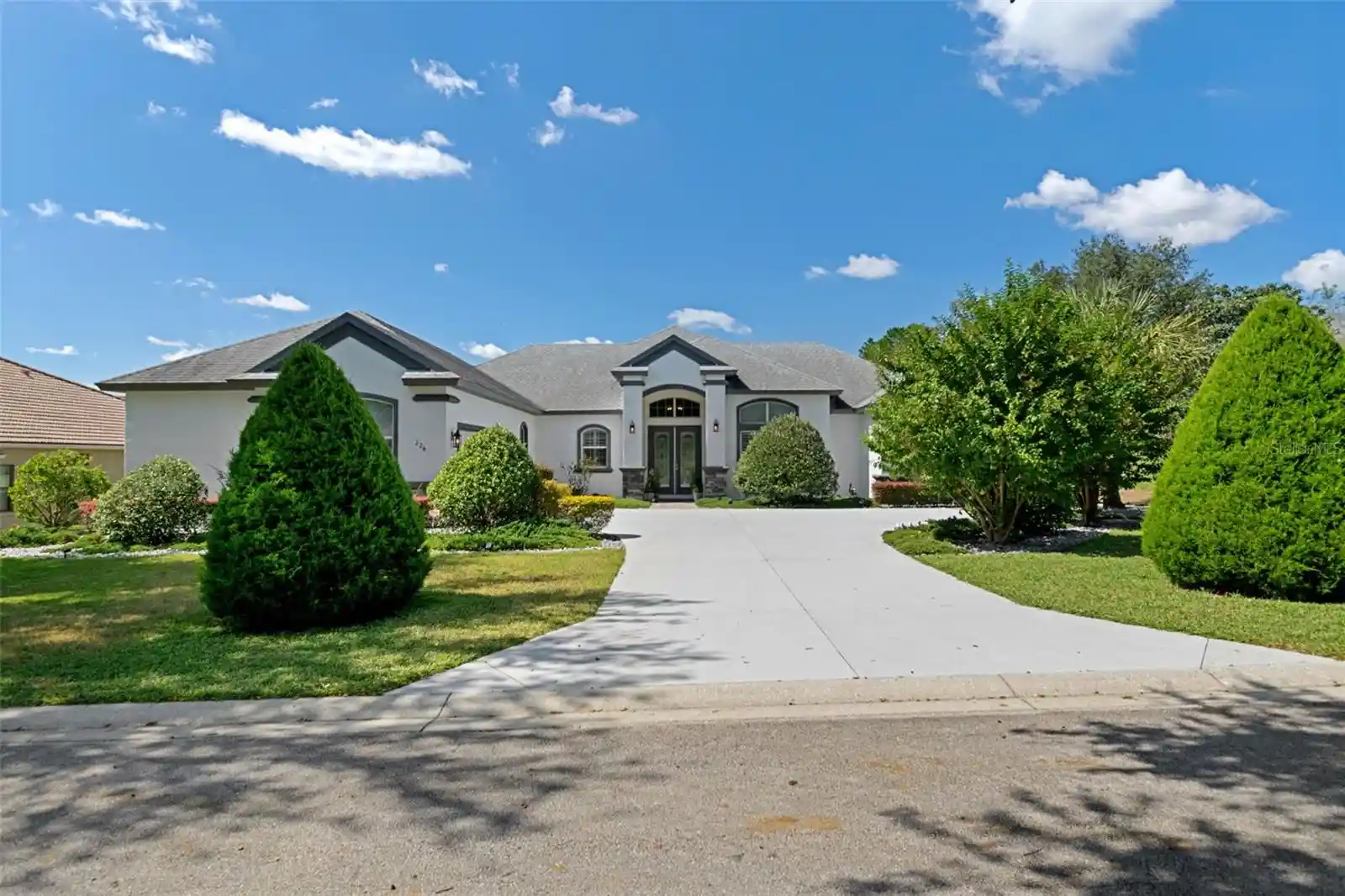 Photo 4 of Single family home for sale at 224 S Paladinn Cir, Inverness, FL 34453 | MLS# W7889965 | Listing updated on 2026-10-15