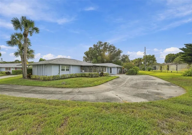 Photo 1 of Single family home for sale at 1619 Whithorn Pl #B, Palm Harbor, FL 34684 | MLS# TB8553687 | Listing updated on 2026-10-01
