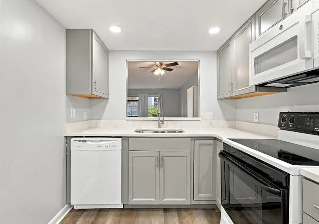 Photo 3 of Condo for sale at 6340 Newtown Cir #40A4, Tampa, FL 33615 | MLS# TB8553699 | Listing updated on 2026-10-03