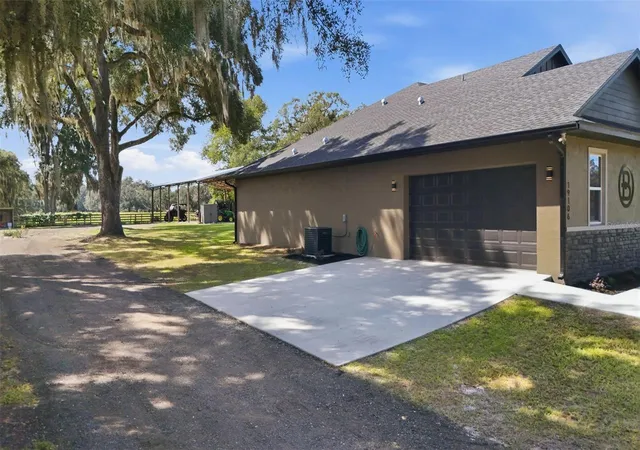 Photo 4 of Single family home for sale at 19106 Clayton Trl, Altoona, FL 32702 | MLS# G5118468 | Listing updated on 2026-10-06