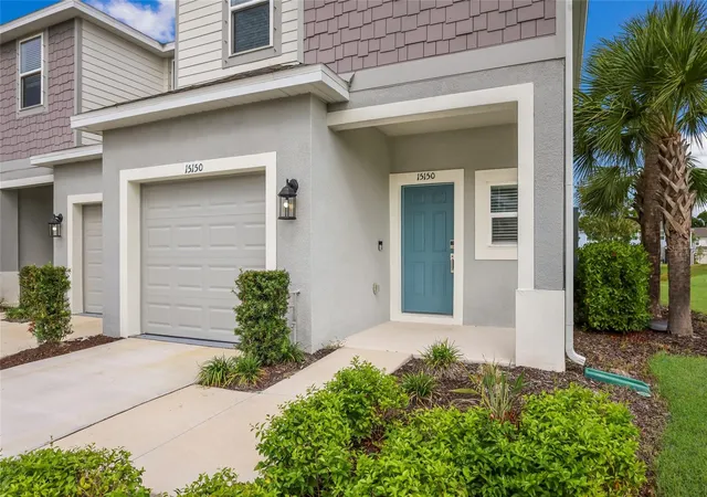 Photo 4 of Townhouse for sale at 15150 Ginetti St, Nokomis, FL 34275 | MLS# A4708001 | Listing updated on 2026-10-10
