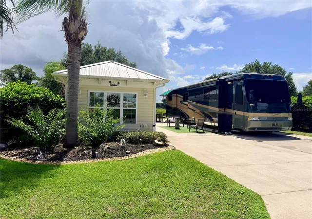 Photo 2 of Land for sale at 9581 Se 49th Terrace, Webster, FL 33597 | MLS# G5118470 | Listing updated on 2026-10-01