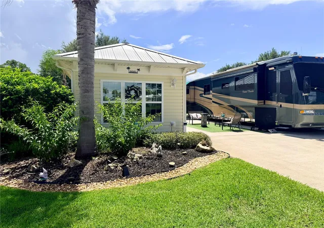 Photo 3 of Land for sale at 9581 Se 49th Terrace, Webster, FL 33597 | MLS# G5118470 | Listing updated on 2026-10-01
