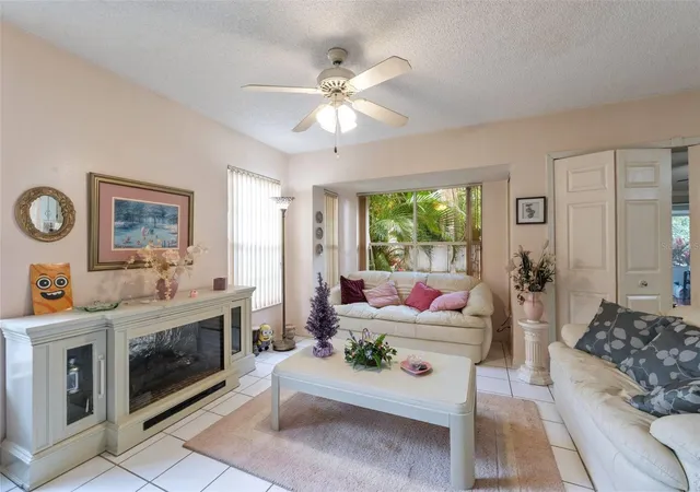 Photo 3 of Single family home for sale at 1208 Citrus Oaks Ave, Gotha, FL 34734 | MLS# S5158600 | Listing updated on 2026-10-02