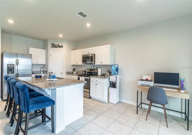 Photo 4 of Single family home for sale at 1331 Haines Dr, Winter Haven, FL 33881 | MLS# L4965468 | Listing updated on 2026-10-07