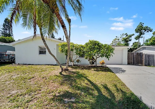 Photo 1 of Single family home for sale at 1539 Plum Tree Rd, Holiday, FL 34690 | MLS# O6446257 | Listing updated on 2026-10-02