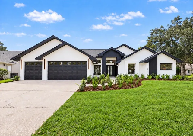 Photo 2 of Single family home for sale at 4901 Hallstead Way, TAMPA, FL 33647 | MLS# O6446260 | Listing updated on 2026-10-15