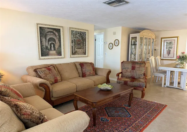 Photo 3 of Single family home for sale at 3914 Carioca Rd, Holiday, FL 34691 | MLS# W7889968 | Listing updated on 2026-10-02